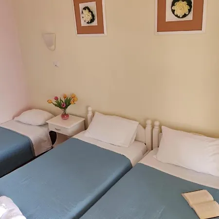 Firefly Christos 13 Moraitika