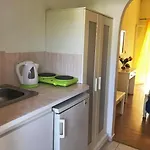 Apartamento Firefly Christos 13 *